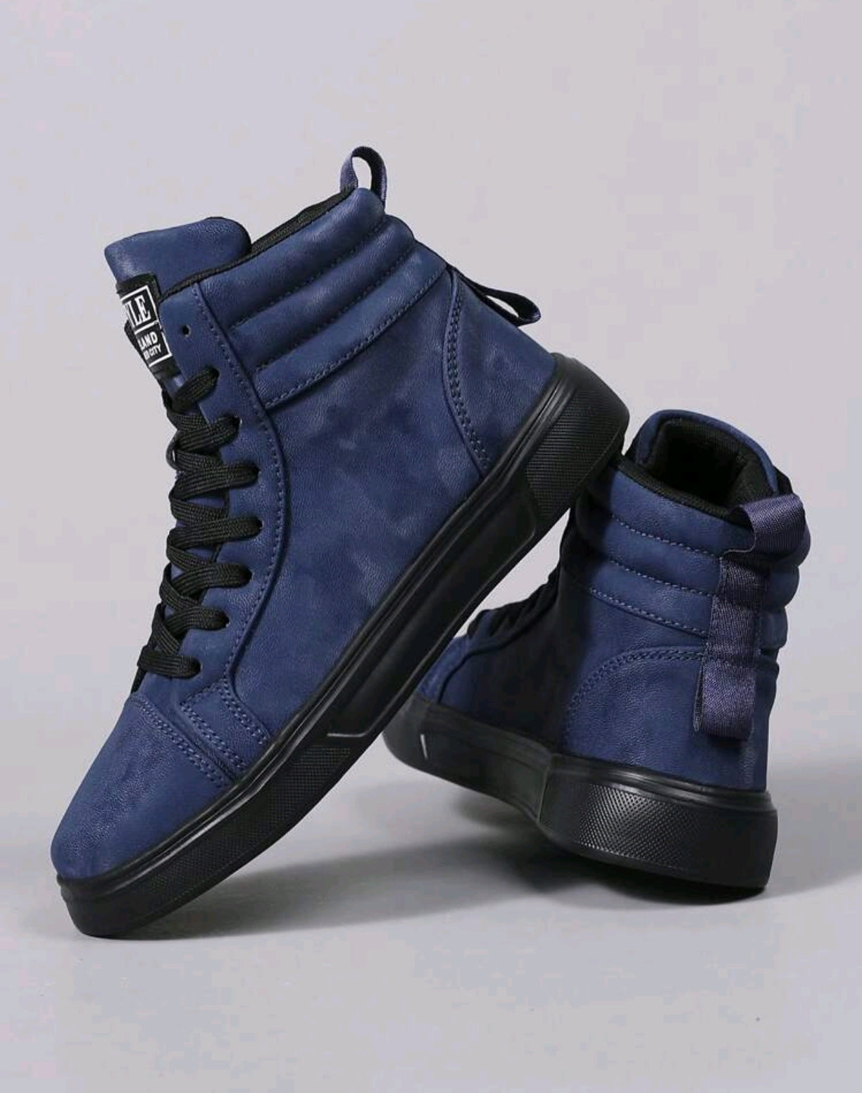 Hightop Sneakers Men