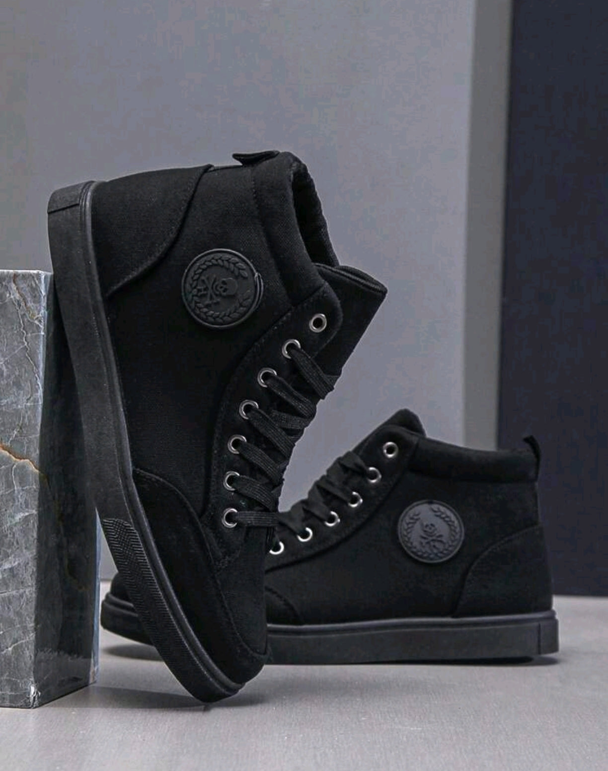 Mid Top Sneakers Men